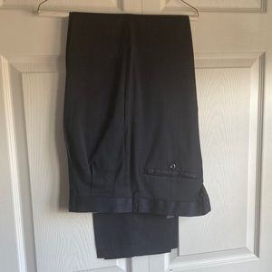 Alan Fussler EUC Worn once. Dry cleaned. Navy blue w/pleats. 36x34.
